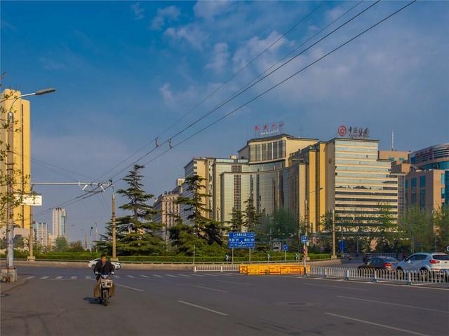 河源小间距智慧灯杆屏现货供应