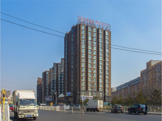 云南外墙石感漆价格